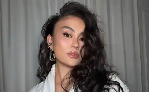 Agnez Mo Masuk Jajaran Pemain Film Cyber Thriller C.L.A.Y.