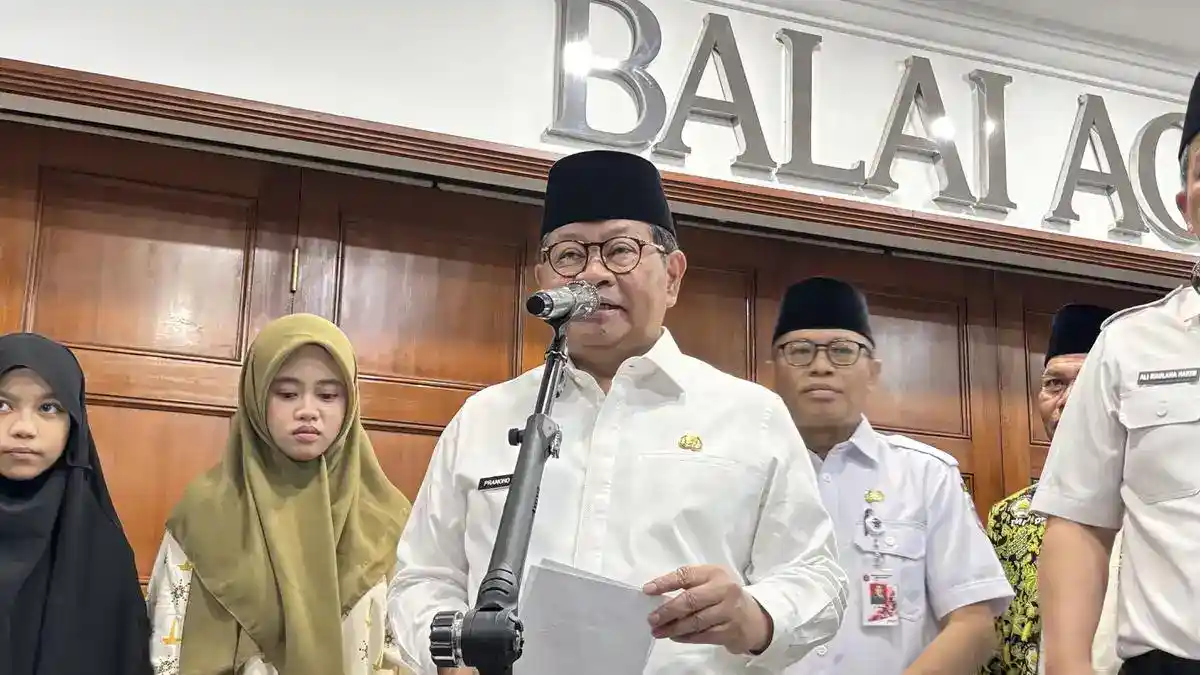 Pramono Siapkan Tim Tindaklanjuti Dugaan Pencopetan di Halte Kampung Melayu