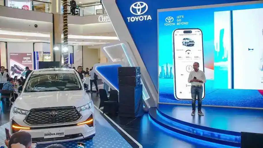 Innova Zenix Hybrid Kini Terhubung dengan Toyota Remote lewat Aplikasi mToyota