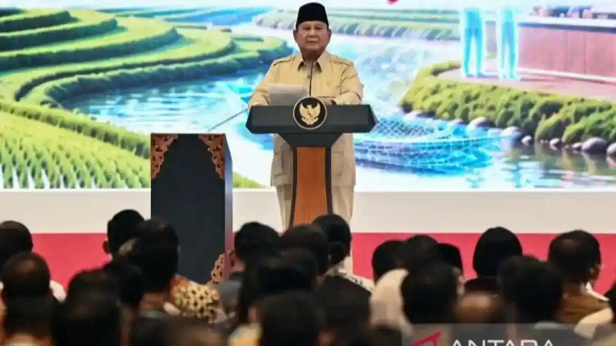 Prabowo Soroti Pemerataan Manfaat di Tengah Peringkat Ekonomi Indonesia