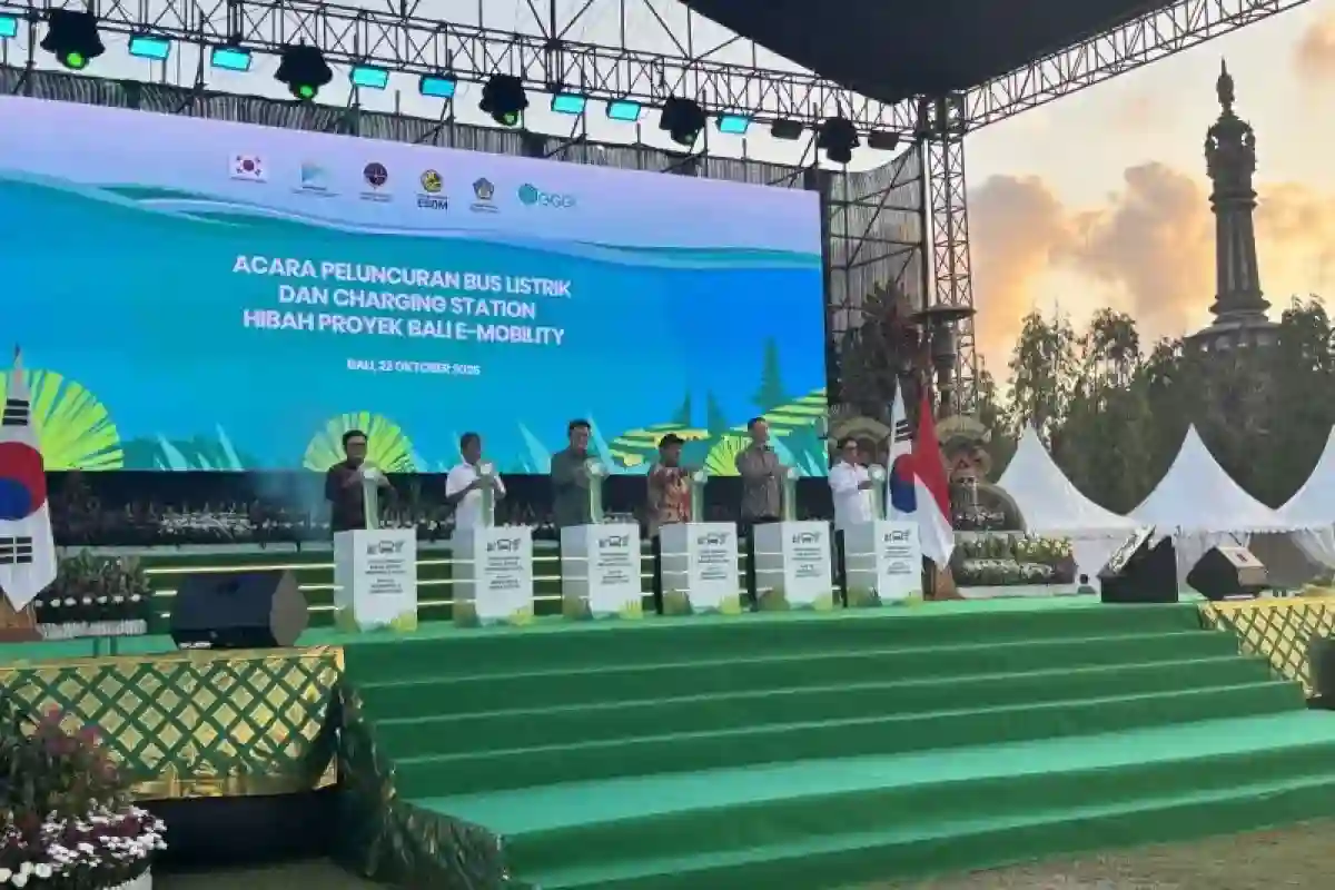 Bali Jadi Percontohan Transisi Transportasi Bersih dengan 11 Bus Listrik Hibah Korea