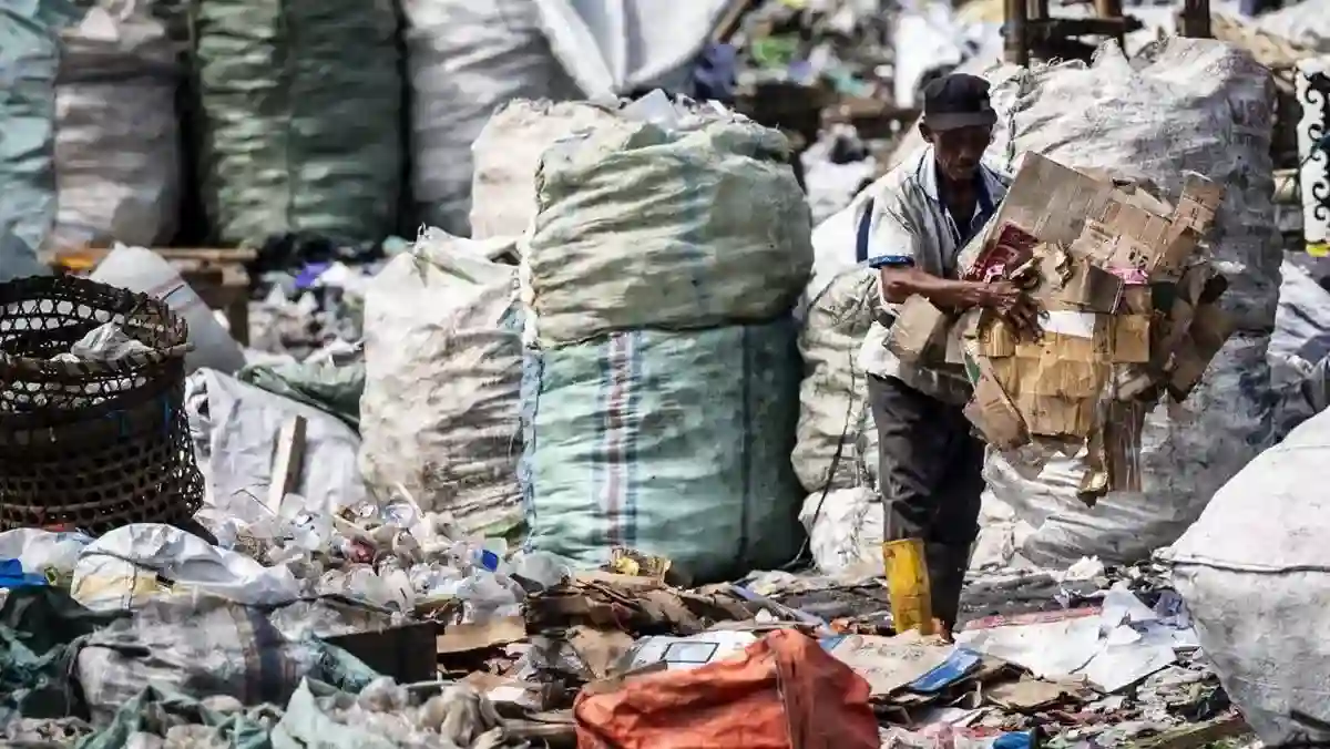 Danantara Siapkan Proyek Pengolahan Sampah Menjadi Energi di 15–17 Kota