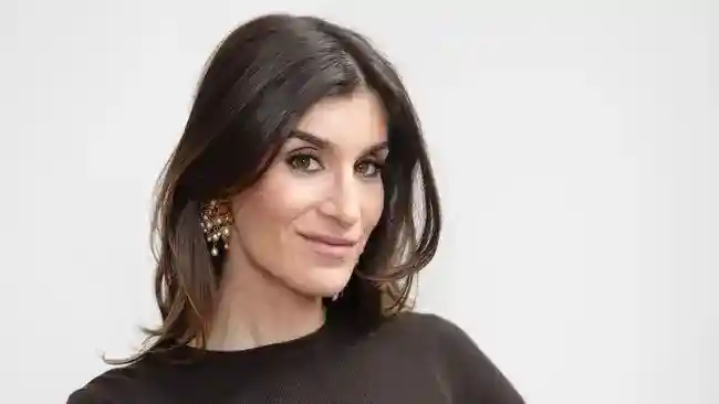 Mengapa Haley Sacks Bangga Menjadi Miliuner yang Tetap Menyewa Rumah