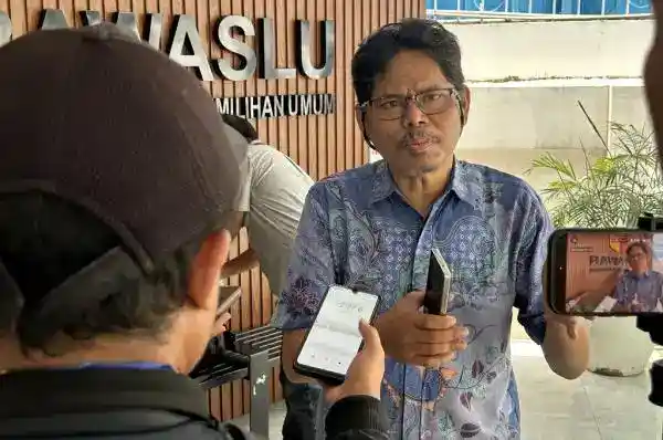 Bonatua Minta Bawaslu Periksa Laporan terhadap KPU dan Gibran