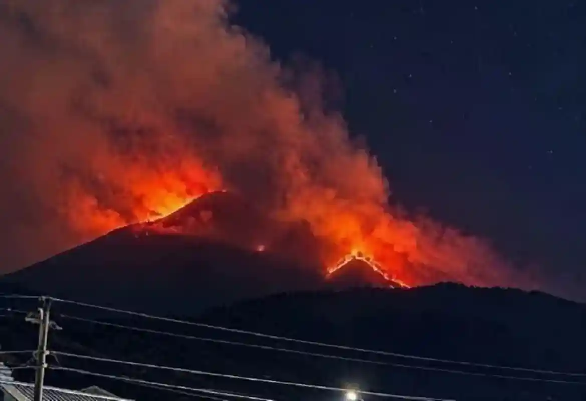 Kebakaran Hutan Lindung di Gunung Sumbing Meluas, Api Masih Terdeteksi di Dua Petak