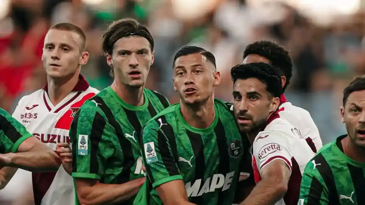 Sassuolo Hadapi Ujian Berat di Markas Como Tanpa Jay Idzes