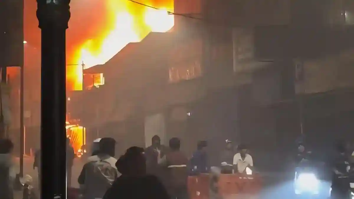 Kebakaran Tiga Ruko di Suryakencana, Jalan Ditutup Sementara