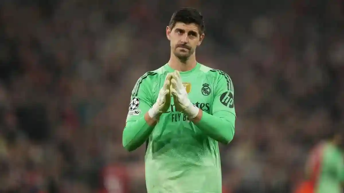 Courtois Terserang Flu, Real Madrid Siapkan Lunin untuk El Clasico