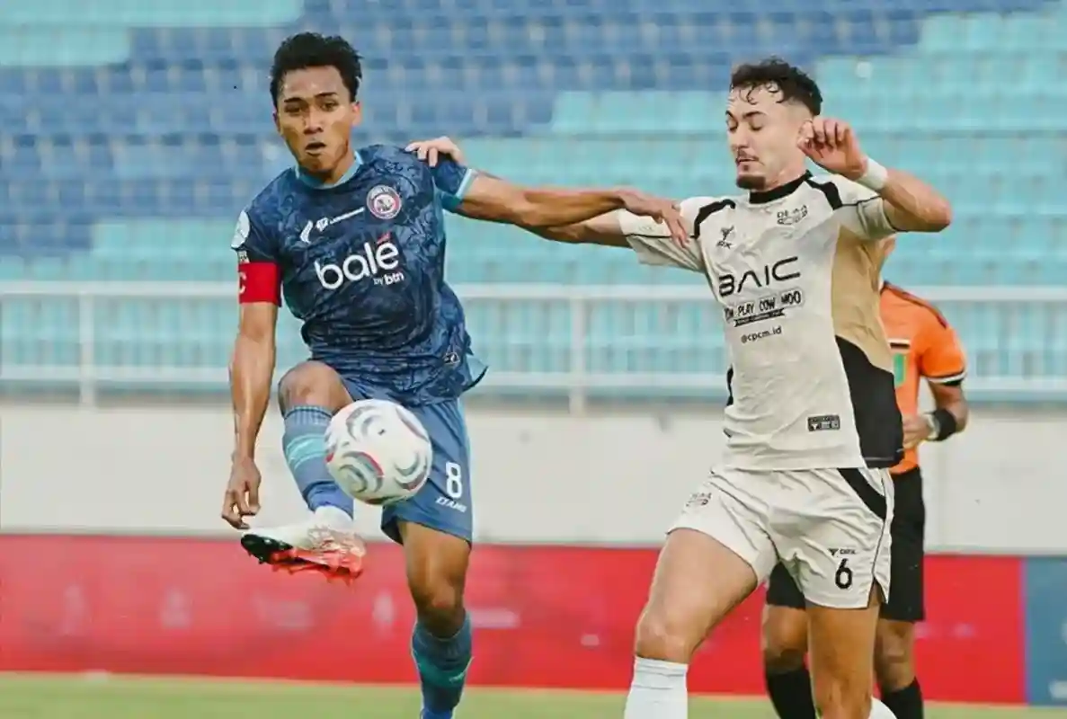 Arema FC Taklukkan Dewa United 4-0 di Kanjuruhan