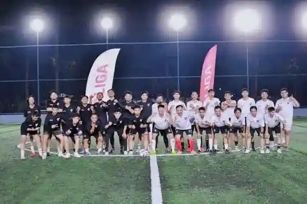 Atmosfer El Clasico Hadir di Jakarta Lewat Sepak Bola Bersama Jurnalis dan Influencer Atmosfer El Clasico Hadir di Jakarta Lewat Sepak Bola Bersama Jurnalis dan Influencer