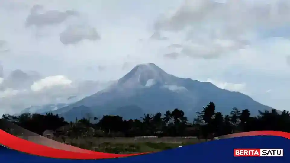 Hujan di Merapi Picu Peringatan Potensi Lahar dan Awan Panas