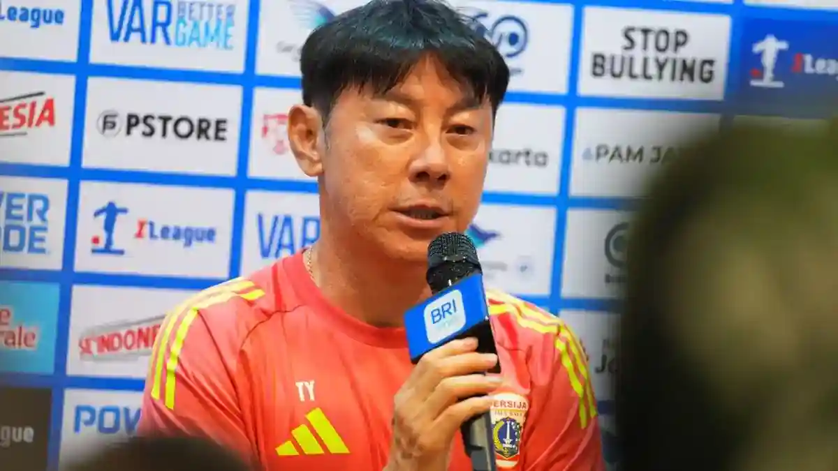 Persija Bangkit atas Persik, Shin Tae-yong Soroti Kondisi Rumput JIS