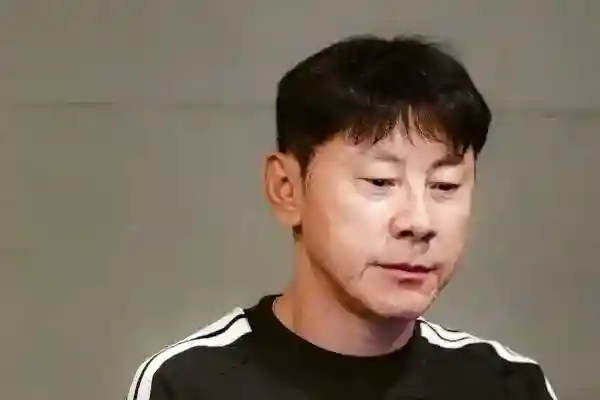 Kemenangan Persija Diiringi Kabar Pemecatan Dua Pelatih, Shin Tae-yong Merasa Sedih