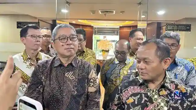 Toyota Pertimbangkan Produksi Double Cabin di Indonesia, Ekosistem Thailand Jadi Tantangan
