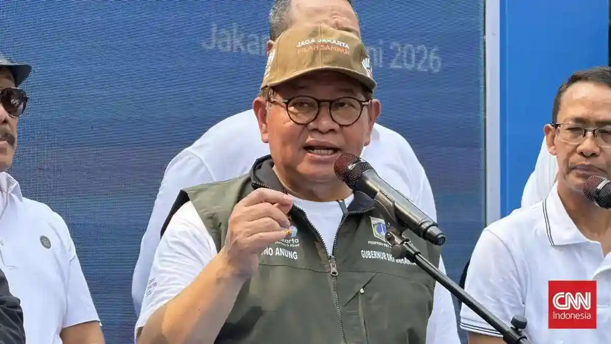Pramono Pastikan Rumput JIS Akan Disempurnakan Usai Persija Keluhkan Kondisinya
