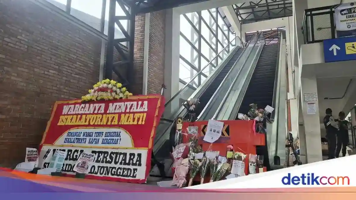 Perbaikan Eskalator Skybridge Bojonggede Ditargetkan Rampung Akhir November Perbaikan Eskalator Skybridge Bojonggede Ditargetkan Rampung Akhir November