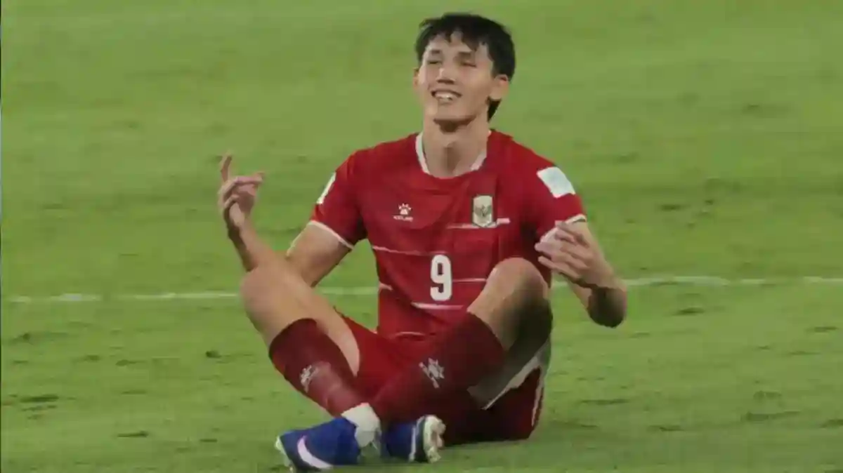 Mitchell Baker Menata Langkah Menuju Mimpi Premier League