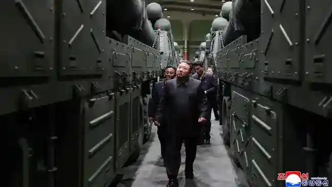 Mengapa Kabar Kim Jong Un Meninggal Mudah Menyebar?
