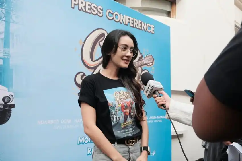 Kisah Prita dan Daru dalam Film Musikal Jawa Cidro Asmoro Kisah Prita dan Daru dalam Film Musikal Jawa Cidro Asmoro
