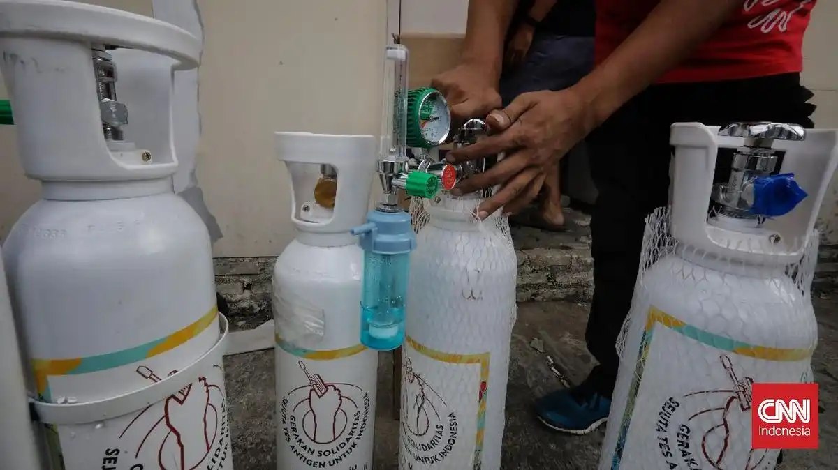 Ledakan Saat Pengisian Tabung Oksigen di Kelapa Gading Menewaskan Satu Pekerja Ledakan Saat Pengisian Tabung Oksigen di Kelapa Gading Menewaskan Satu Pekerja