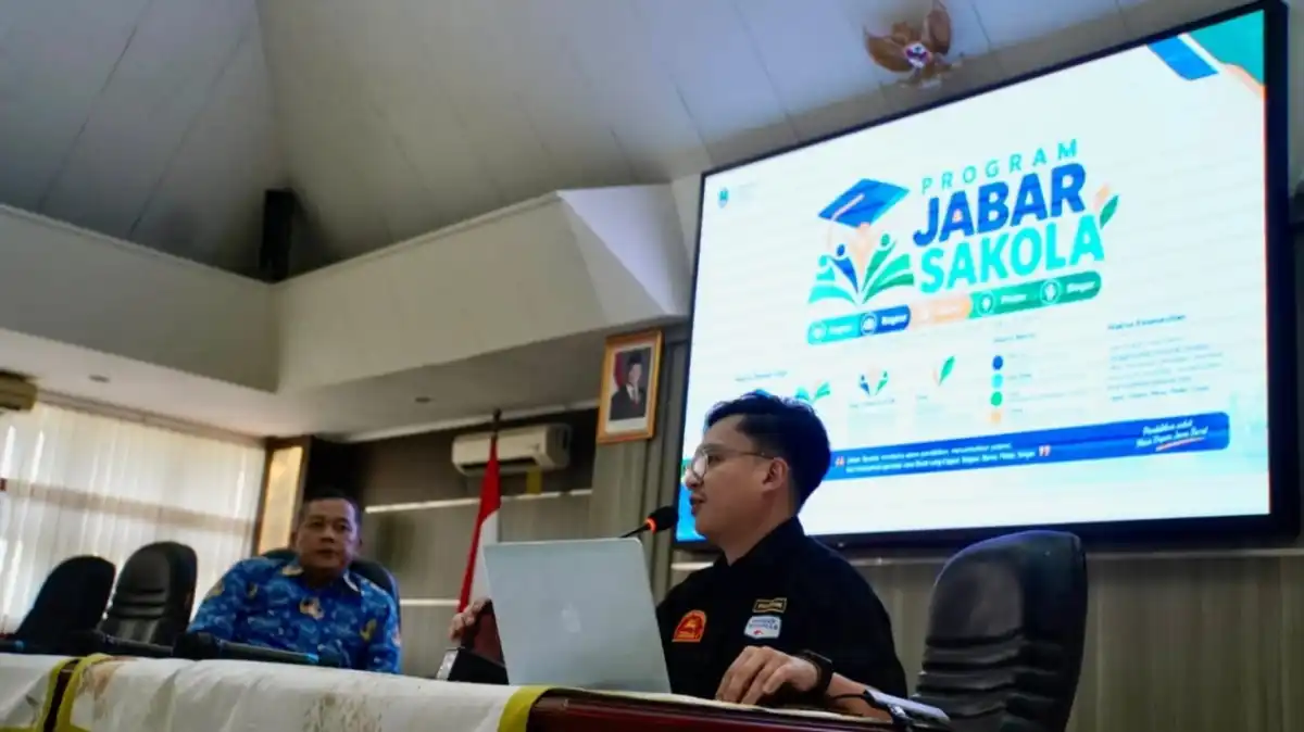 Disdik Jawa Barat Perkuat Bantuan Pendidikan untuk Cegah Siswa Putus Sekolah Disdik Jawa Barat Perkuat Bantuan Pendidikan untuk Cegah Siswa Putus Sekolah