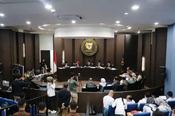 DKPP Tangani Tiga Aduan Baru soal Pasal PKPU dalam Pencalonan Gibran DKPP Tangani Tiga Aduan Baru soal Pasal PKPU dalam Pencalonan Gibran