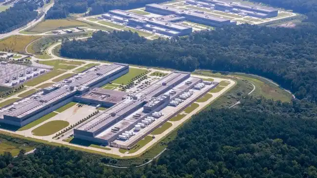 Uji Beban Data Center dan Risiko Gangguan Listrik: Fakta di Balik Isu Pemadaman Batam