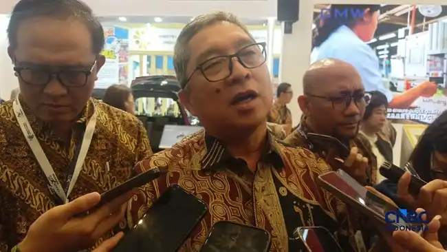 Toyota Nilai Mobil Sejak 2016 Siap Menggunakan E20, Pasokan Jadi Tantangan