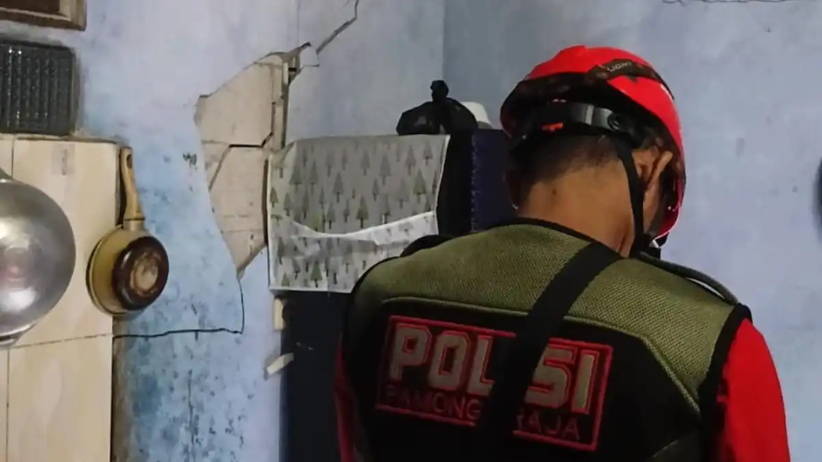 Dampak Gempa di Bogor: Kerusakan Rumah dan Warga Mengungsi