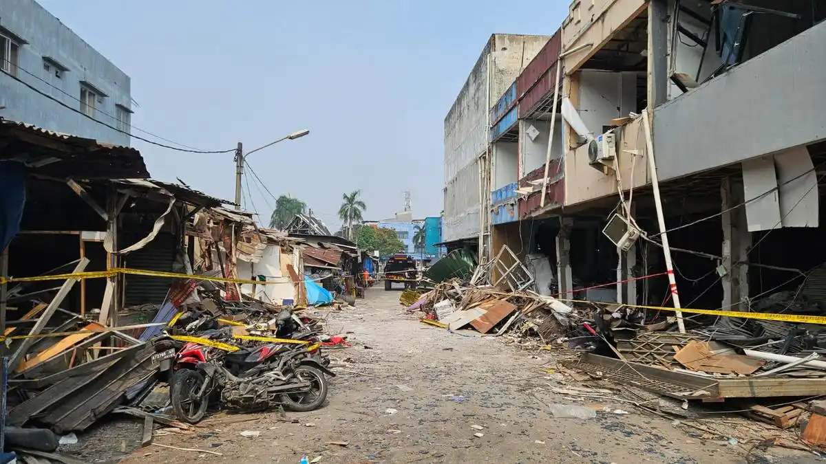 Ledakan di Pasar Cimanggis: Dua Tewas, Belasan Terluka, Penyebab Masih Diselidiki