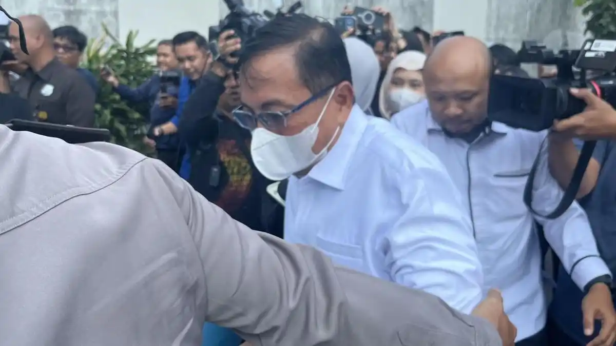 Rustian Keluar dari KPK sebagai Saksi setelah Pemeriksaan Terkait OTT BNPB
