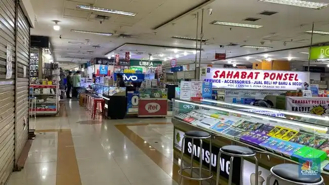 Pasar Smartphone Global Tertekan, Samsung Tetap Memimpin Pengiriman 2026