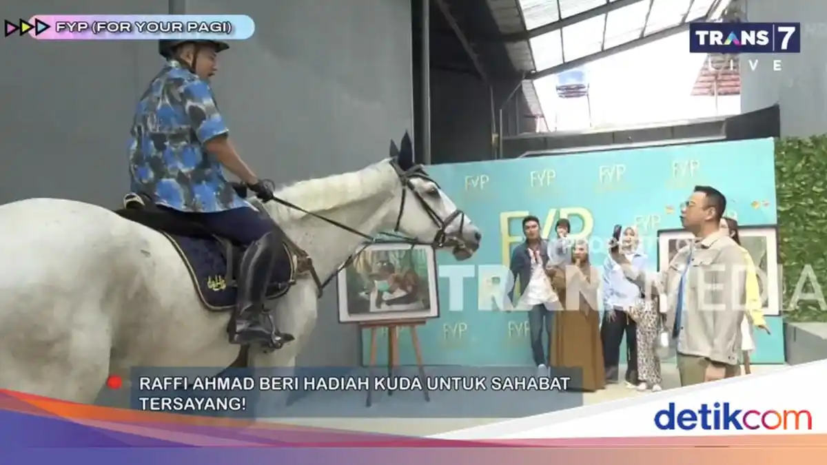 Kuda Putih dari Raffi Ahmad Jadi Hadiah Ulang Tahun ke-51 Irfan Hakim