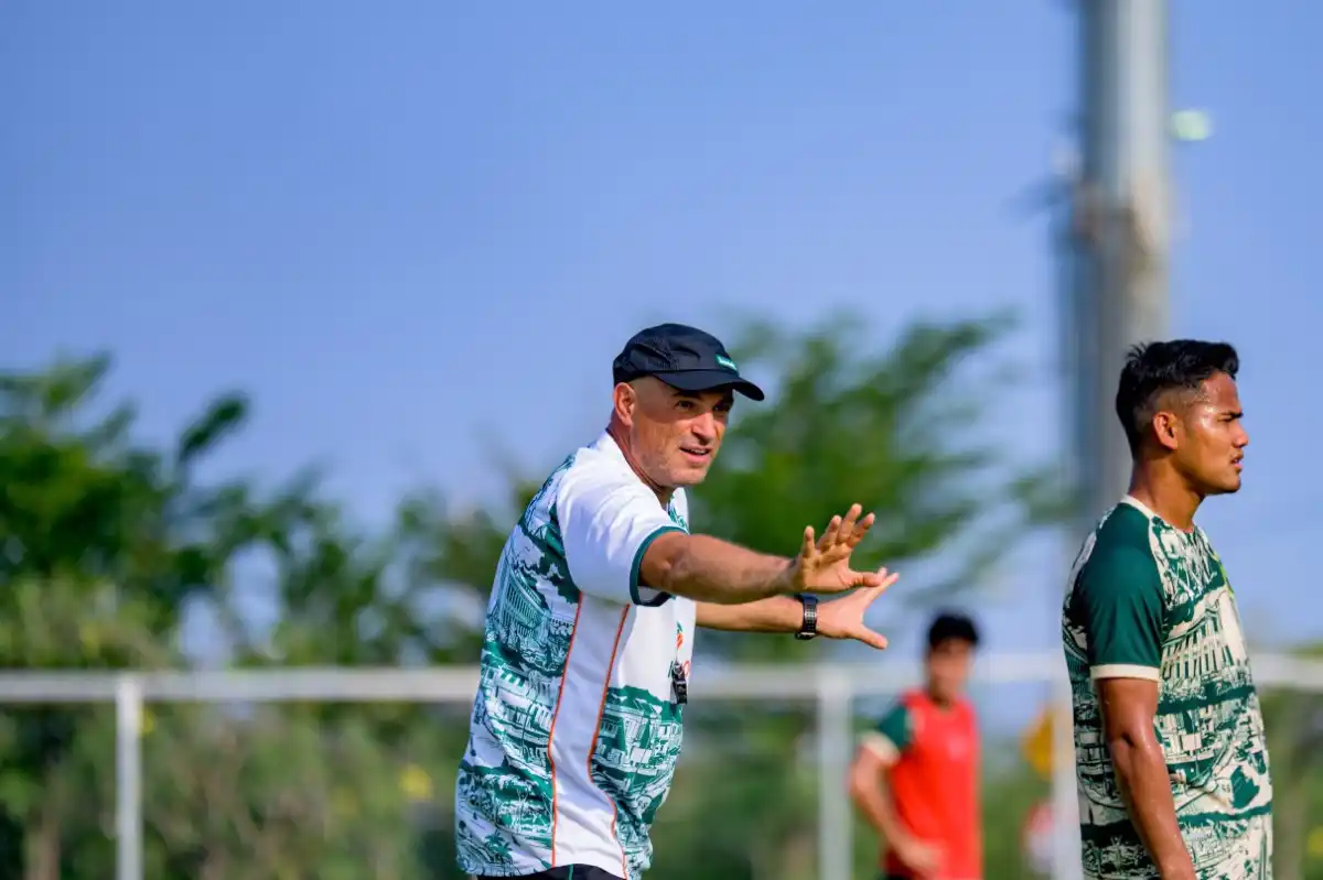 Bernardo Tavares Bidik Tiga Poin, Persebaya Waspadai Kemenangan PSS