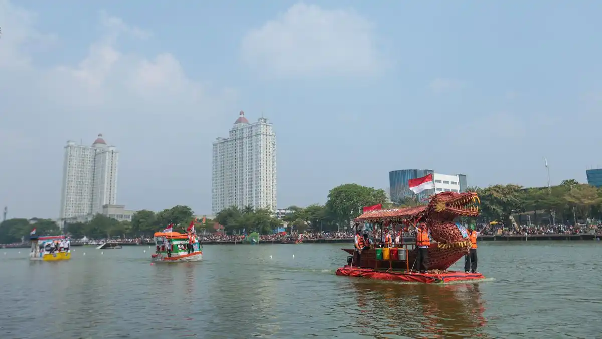 Kreativitas Pasukan Oranye Warnai Cilung Fest 2026 di Waduk Sunter