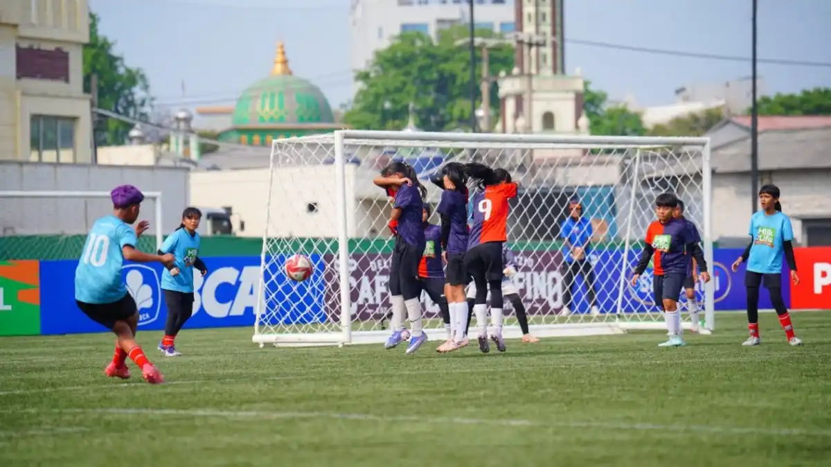 Empat Sekolah Raih Gelar di Final MilkLife Soccer Challenge Seri Perdana 2026/2027