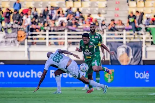 Persebaya Tahan PSS Sleman 2-2, Pereira Samakan Kedudukan pada Menit Akhir