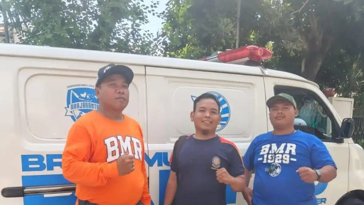 Bantuan Lintas Rivalitas: Relawan PSIM Turun Tangan Usai Kecelakaan Suporter PSS