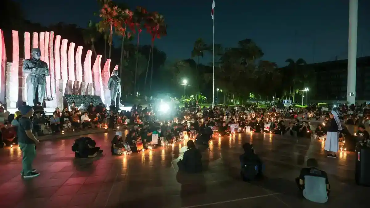 Doa Solidaritas di Tugu Proklamasi Serukan Penghentian Karhutla