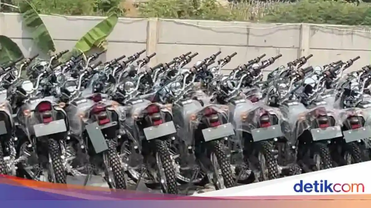 Klarifikasi Motor Trail di Bekasi: Kendaraan TNI Dititipkan, Bukan Dibuang