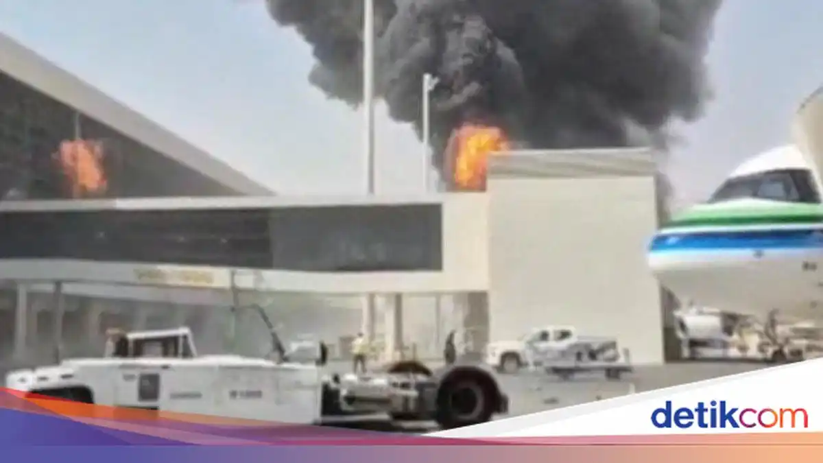 Kedubes AS Peringatkan Warga di Saudi Setelah Serangan ke Bandara Riyadh Kedubes AS Peringatkan Warga di Saudi Setelah Serangan ke Bandara Riyadh