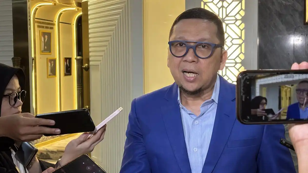 Golkar Dorong Pemilu Dipisah agar Isu Legislatif Tak Tertutup Pilpres Golkar Dorong Pemilu Dipisah agar Isu Legislatif Tak Tertutup Pilpres