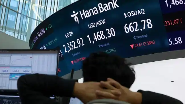 Pergerakan Bursa Asia Beragam di Tengah Tekanan Saham AI Amerika