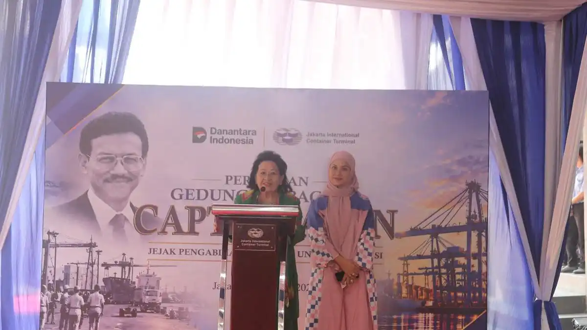Jejak Capt. Nazahar Naamin dalam Perjalanan Kontainerisasi Pelabuhan Indonesia Jejak Capt. Nazahar Naamin dalam Perjalanan Kontainerisasi Pelabuhan Indonesia