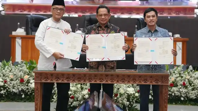 Digitalisasi Berbasis Data Kependudukan Diperkuat untuk Menata Layanan Haji Digitalisasi Berbasis Data Kependudukan Diperkuat untuk Menata Layanan Haji