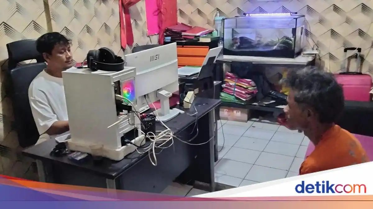 Pelaku Pencurian Motor di Ciseeng Ditangkap Setelah Bersembunyi di Aliran Kali Pelaku Pencurian Motor di Ciseeng Ditangkap Setelah Bersembunyi di Aliran Kali
