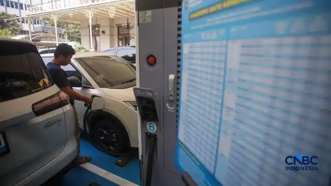 Menperin M Sarmuji Dorong Koordinasi Lintas Kementerian untuk Perkuat Industri Kendaraan Listrik