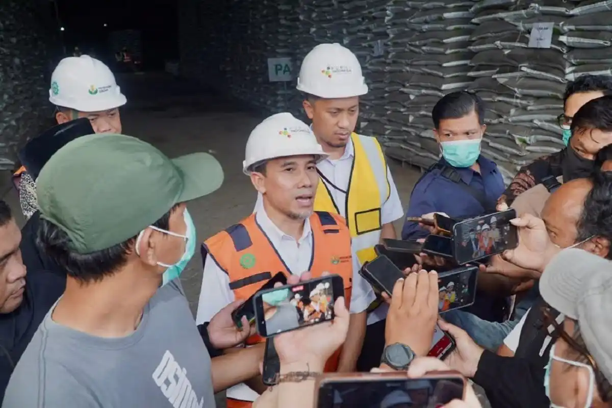 Stok Pupuk Bersubsidi Madiun Raya Capai 31.267 Ton Jelang Musim Tanam Stok Pupuk Bersubsidi Madiun Raya Capai 31.267 Ton Jelang Musim Tanam