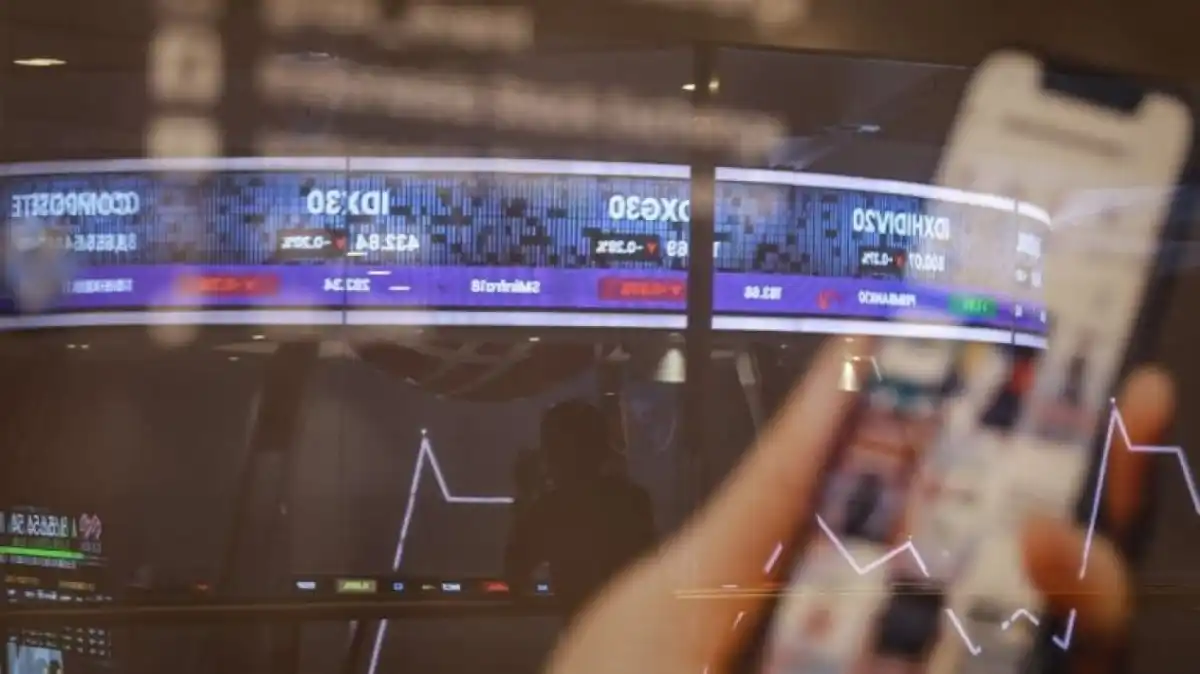 IHSG Rebound ke 6.093,75, Saham TLKM, BBRI, dan BUMI Berakhir Menguat IHSG Rebound ke 6.093,75, Saham TLKM, BBRI, dan BUMI Berakhir Menguat