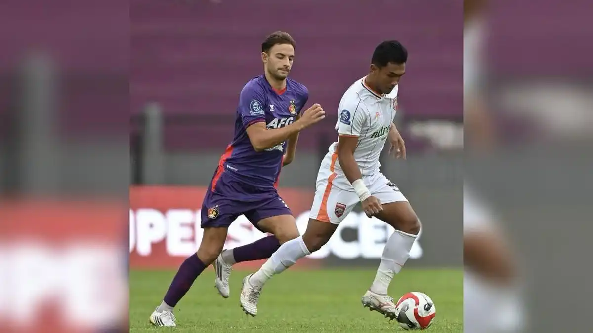 Persik Kediri Tundukkan Madura United 2-0 dan Menembus Empat Besar Persik Kediri Tundukkan Madura United 2-0 dan Menembus Empat Besar